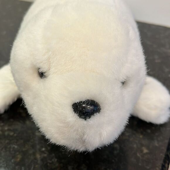 Walt Disney World Disney's Living Seas Epcot White Seal Plush Stuffed Animal 15" - Picture 2 of 9